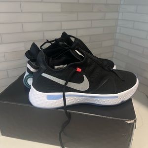 NWT - PG 4 Sneakers with box